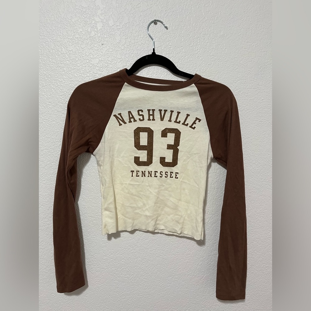 Tillys Nashville Tee, Size M, Brown